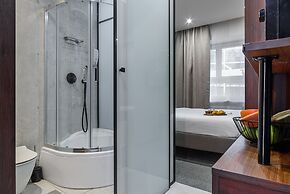 Lumina light apartment