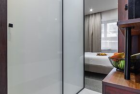 Lumina light apartment