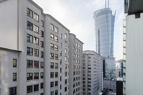 Lumina comfortable apartment in Warshaw