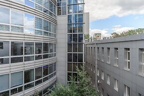 Lumina comfortable apartment in Warshaw