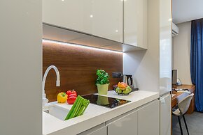 Lumina comfortable apartment in Warshaw