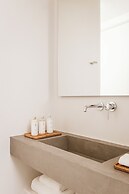 NĒRO Light-Filled Suites