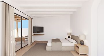 NĒRO Light-Filled Suites