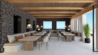 NĒRO Light-Filled Suites