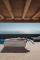 NĒRO Light-Filled Suites