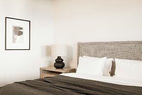 NĒRO Light-Filled Suites