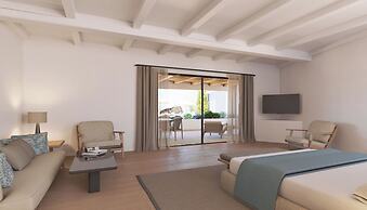NĒRO Light-Filled Suites