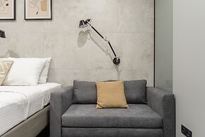 Lumina cozy stylish apartment