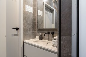 Lumina cozy stylish apartment