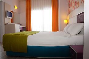 Side Win Hotel & Spa