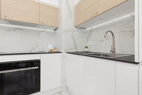 Wilanów Balcony & Parking by Renters