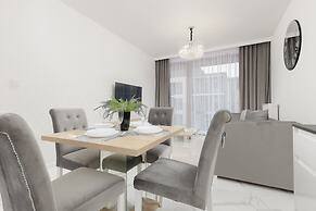 Wilanów Balcony & Parking by Renters