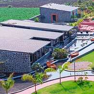 Basalt Paradise Resort And Spa