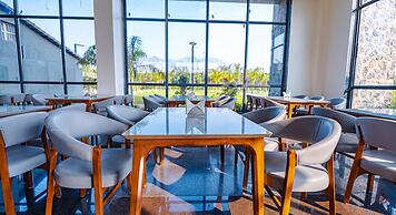 Basalt Paradise Resort And Spa