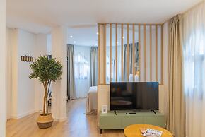 Feelathome Atarazanas Apartments