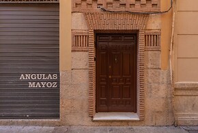 Feelathome Atarazanas Apartments