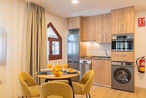 Feelathome Atarazanas Apartments