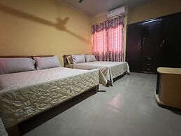 Naayina Vacation Villas