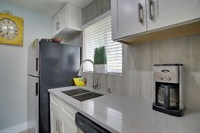 Modern Retreat 3 Miles From Fort Lauderdale Beach!
