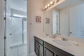 8 Mi to Disney: Spacious Home w/ Pool in Kissimmee