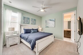 8 Mi to Disney: Spacious Home w/ Pool in Kissimmee