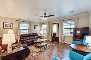 Pet-friendly Florida Escape w/ Patio & Fire Pit!