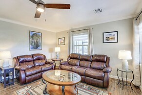 Pet-friendly Florida Escape w/ Patio & Fire Pit!