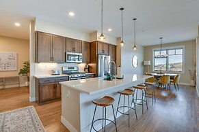 Winter Park Condo w/ Balcony ~ 4 Mi to Slopes