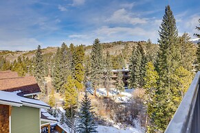 Winter Park Condo w/ Balcony ~ 4 Mi to Slopes