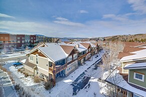 Winter Park Condo w/ Balcony ~ 4 Mi to Slopes