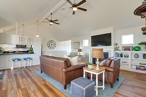 Scenic Bandon Vacation Rental w/ Beach Access!