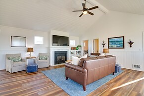 Scenic Bandon Vacation Rental w/ Beach Access!