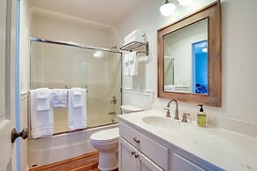 Scenic Bandon Vacation Rental w/ Beach Access!