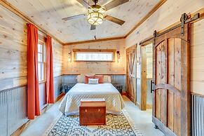 Peaceful Hiker's Hideaway w/ Deck on 1 Acre!