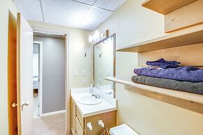 Shawnee Vacation Rental ~ 11 Mi to Kansas City!