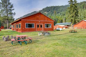 Montana Cabin: Day Trip to Glacier Natl Park!