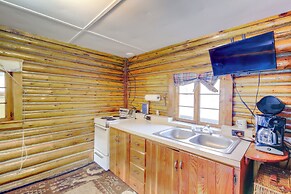 Montana Cabin: Day Trip to Glacier Natl Park!