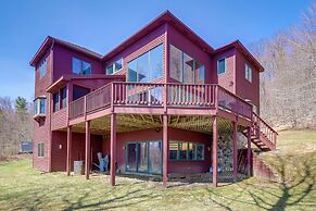Secluded Adirondack Cabin ~ 5 Mi to Sacandaga Lake
