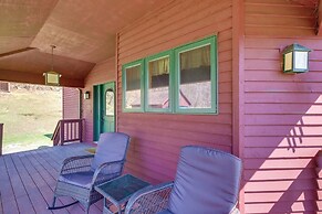 Secluded Adirondack Cabin ~ 5 Mi to Sacandaga Lake