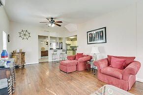 Galveston Vacation Rental: 2 Mi to Pleasure Pier!