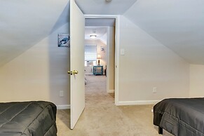 Galveston Vacation Rental: 2 Mi to Pleasure Pier!