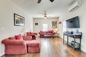 Galveston Vacation Rental: 2 Mi to Pleasure Pier!