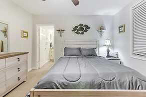 Galveston Vacation Rental: 2 Mi to Pleasure Pier!