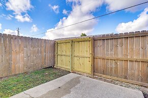 Bowling Green Townhome: 4 Mi to Lost River Cave!