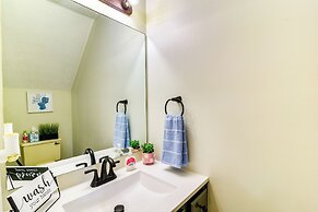 Bowling Green Townhome: 4 Mi to Lost River Cave!