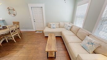 Miramar Palms #5 3 Bedroom Condo by RedAwning