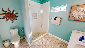 Miramar Palms #5 3 Bedroom Condo by RedAwning