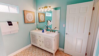 Miramar Palms #5 3 Bedroom Condo by RedAwning