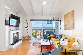 Sbtc324 2 Bedroom Condo by RedAwning