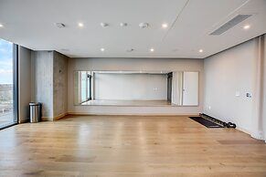 Luxury Stay on Rainey St